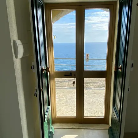 A & M Sea View شقة مونيلّي