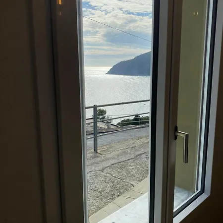 A & M Sea View شقة مونيلّي